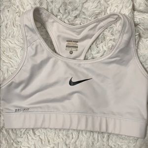 Nike pro sports bra white size small